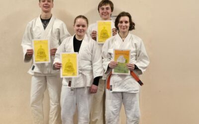 Neue Gürtel für MTV-Judoka